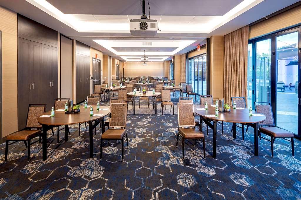 Hilton Garden Wa Redmond